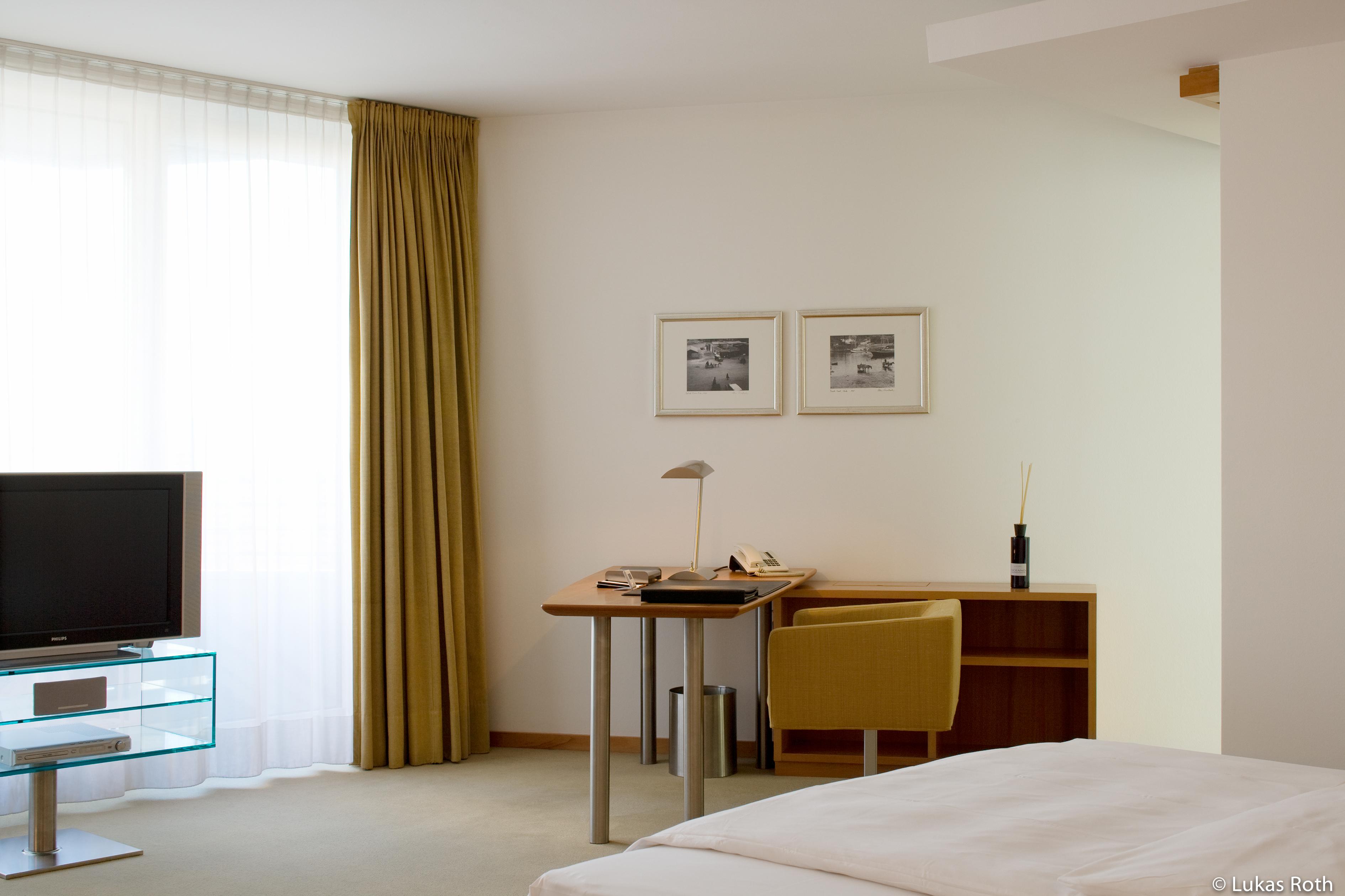 더 만다라 호텔 베를린 외부 사진 A room at the Hotel de la Ville